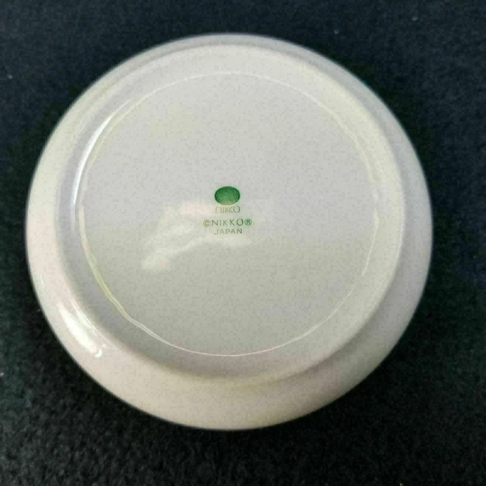 Nikko Christmas Tree Trinket Dish Bon Bon Bowl Lid Jewelry Candy Holiday Ceramic
